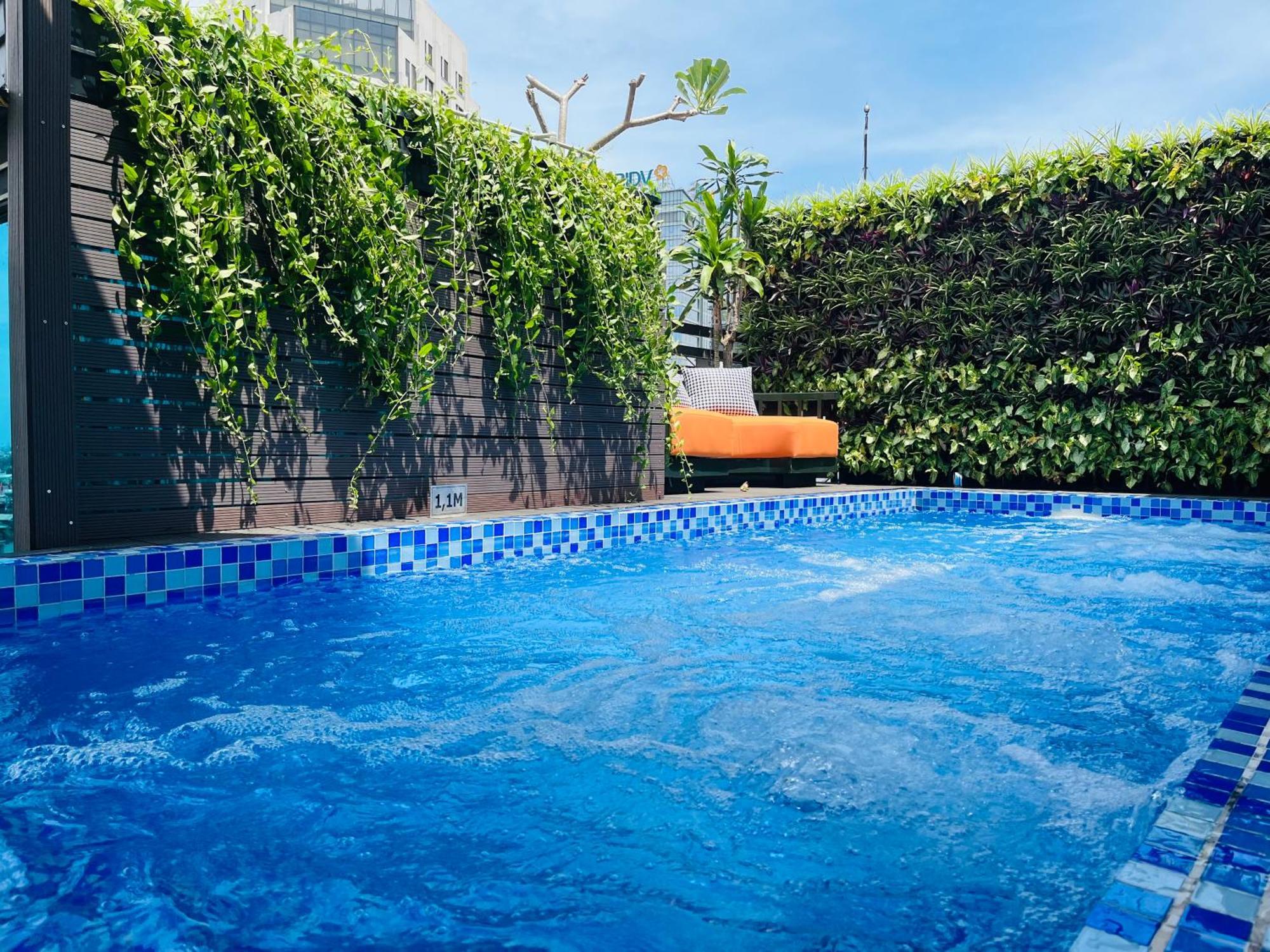 Shining Central Hotel & Spa — Photos 1