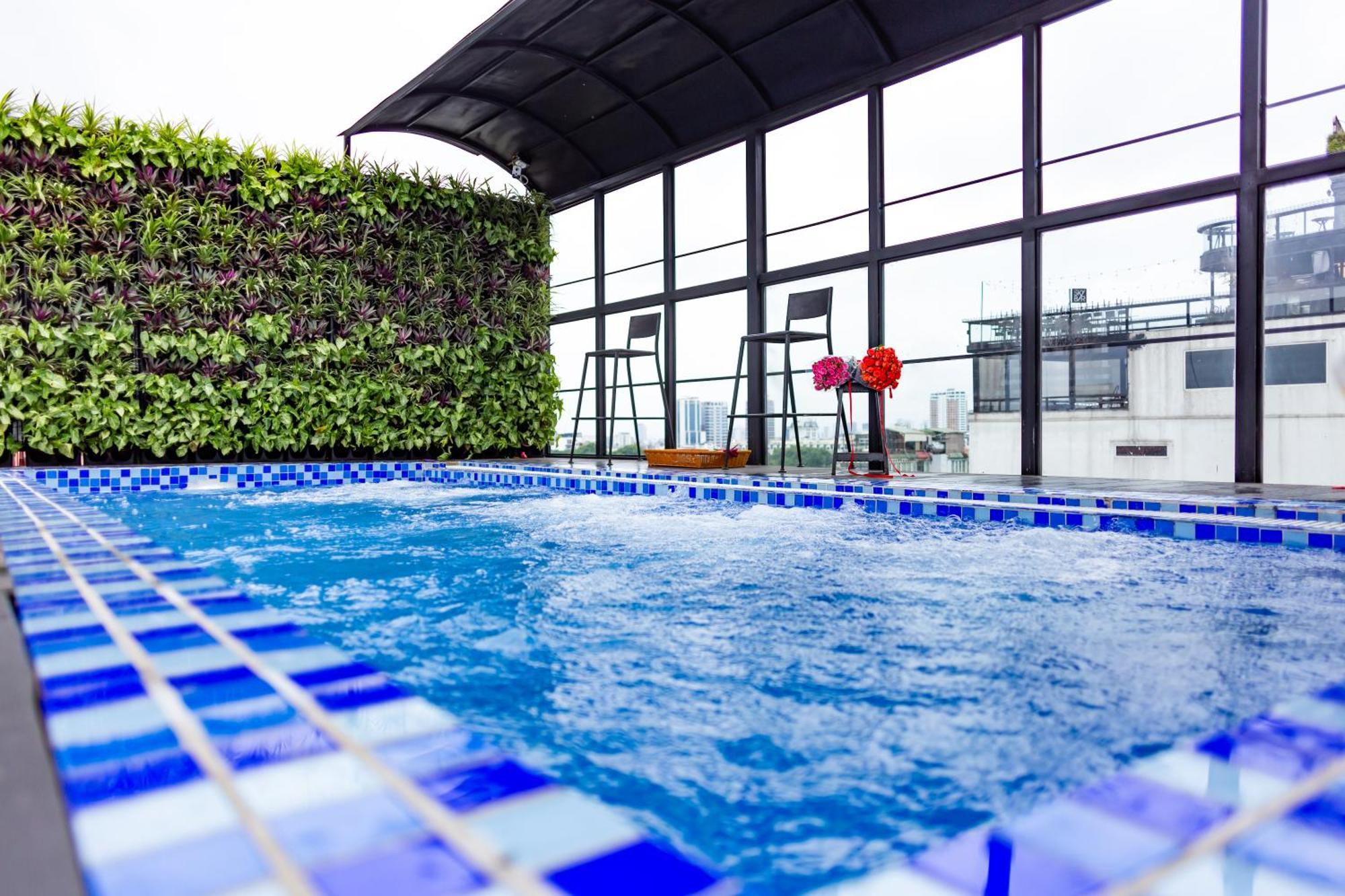 Shining Central Hotel & Spa — Photos 3